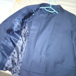 Traje azul marino