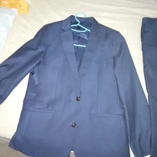 Traje azul marino