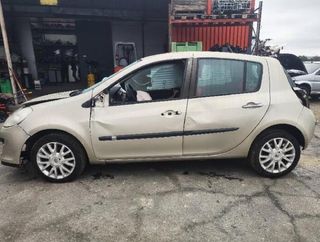 Faro der renault clio grandtour dynamique 356982