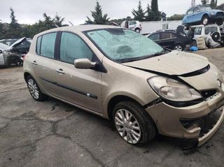 Faro der renault clio grandtour dynamique 356982