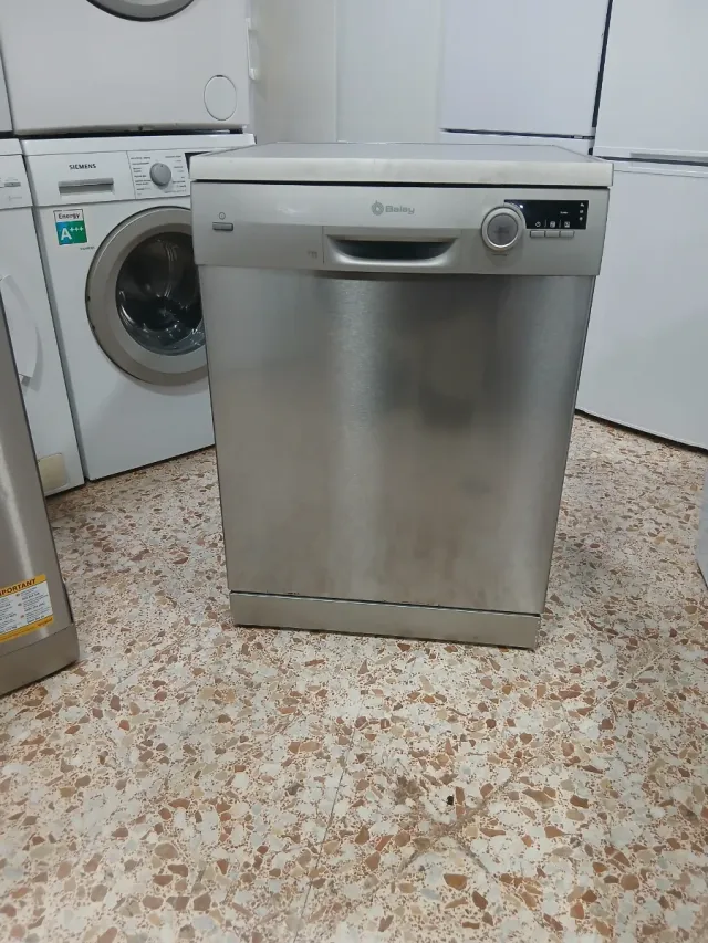 Lavavajillas Balay plateado