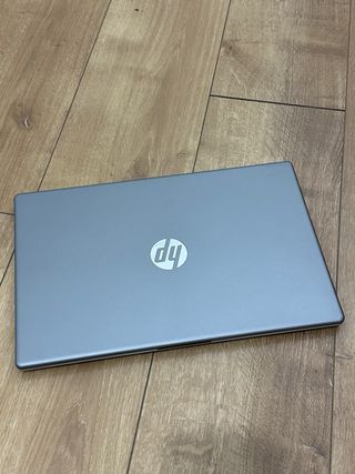 Portátil HP Ryzen 7 32GB RAM 500GB SSD Plata