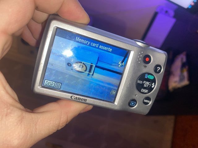 Canon Powershot A2500