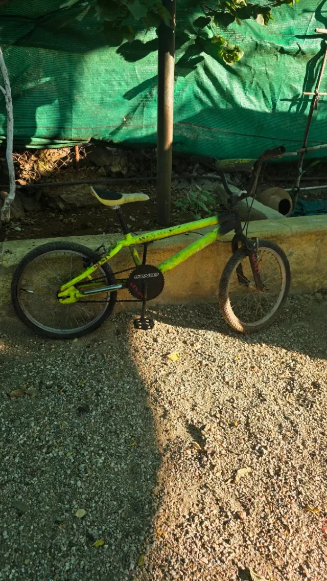 Bicicleta BMX  o monti