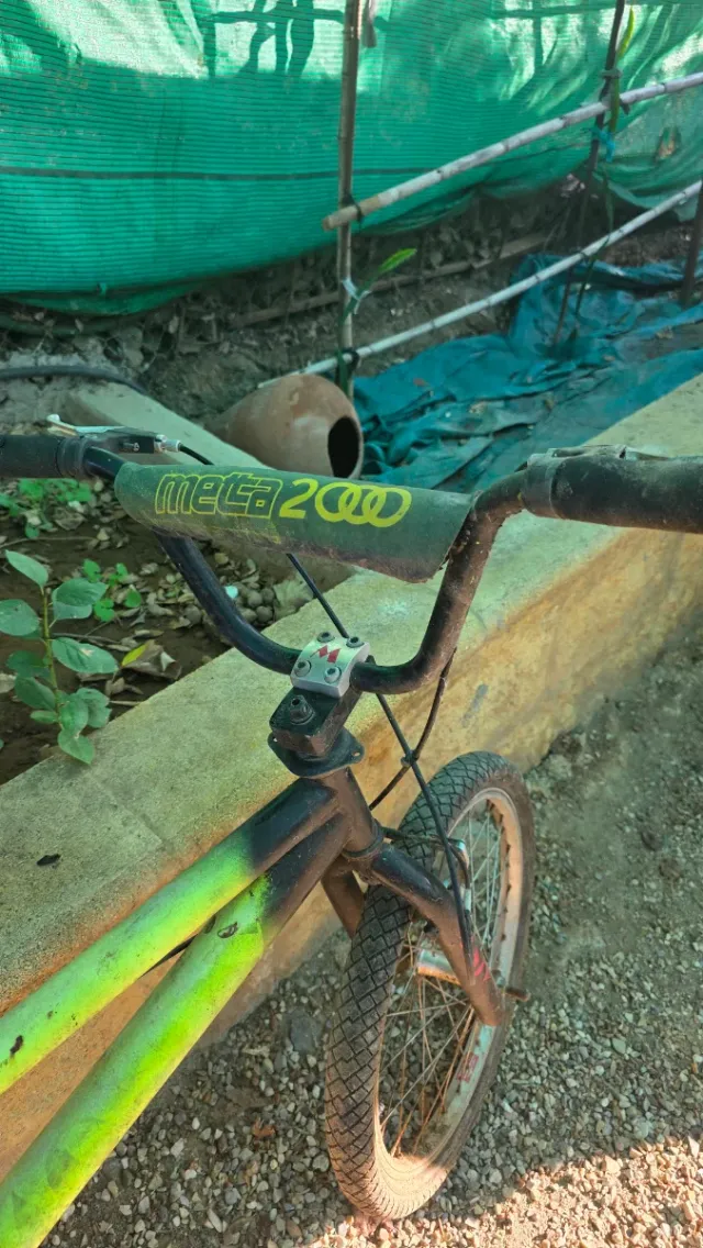 Bicicleta BMX  o monti