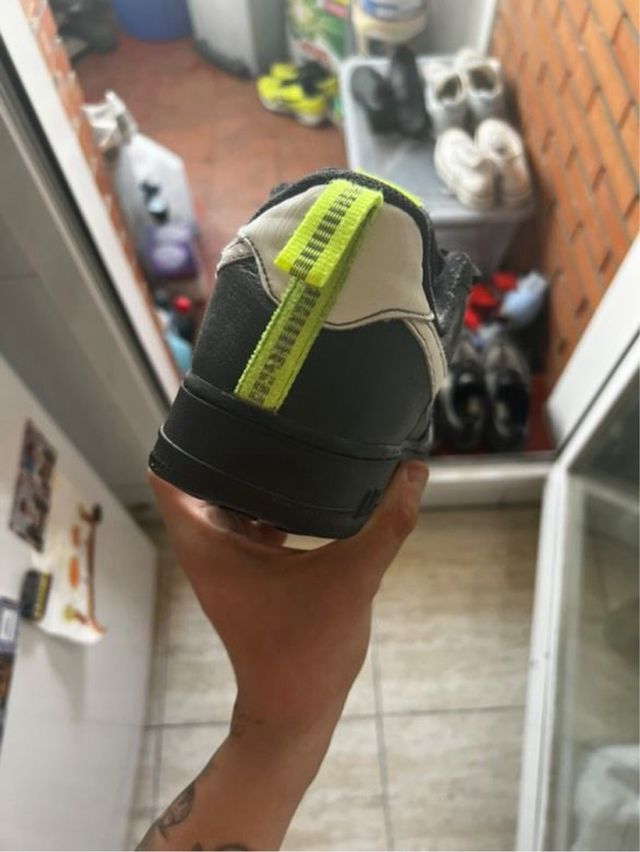 Nike Air Force 1 Negras Talla 42