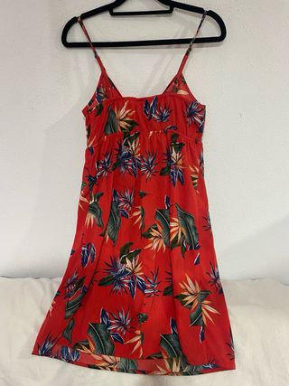 Vestido rojo estampado floral