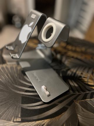 Base Carga Ti-Apex iPhone/Apple Watch/AirPods