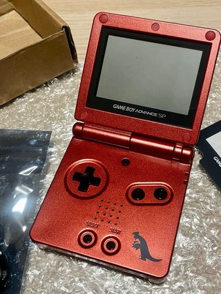 Nintendo Game Boy Advance SP Roja