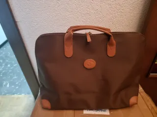 Bolso de mano marrón