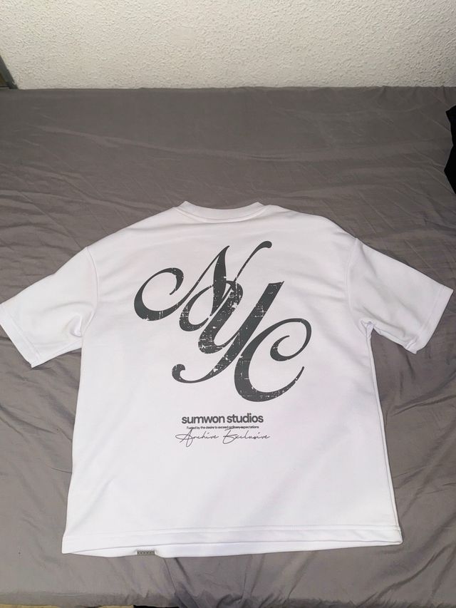 Camiseta Sumwon Studios NYC Blanca