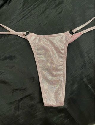 Bikini Shein Rosa Talla XL pero talla muy pequeño 