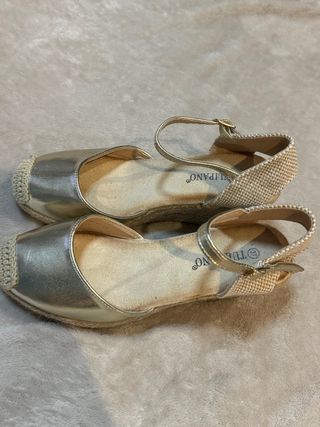 Sandalias doradas Talla 37