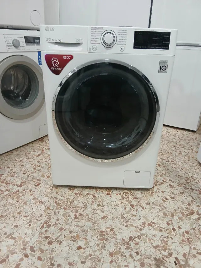 Lavadora LG DirectDrive 7kg Steam