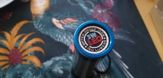 Linterna LED 3W 160 lúmenes sumergible