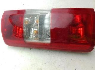Piloto tras izq 084311965l ford transit 22885760