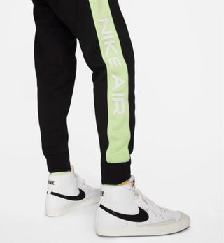 Pantalón Nike Air 