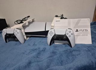 Consola Sony PS5 Slim + 2 Mandos