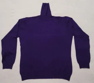 Jersey cuello alto morado