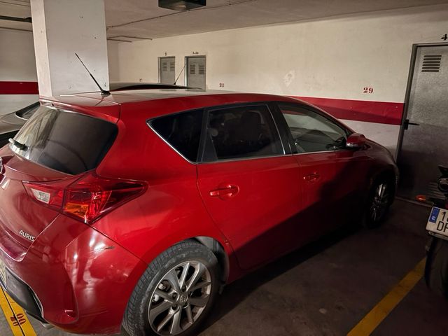 Toyota Auris 2014
