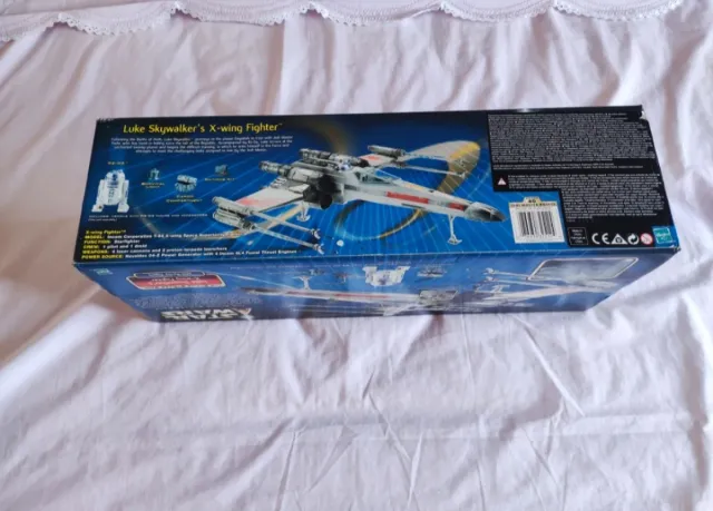 Star Wars X-wing Fighter Luke Skywalker