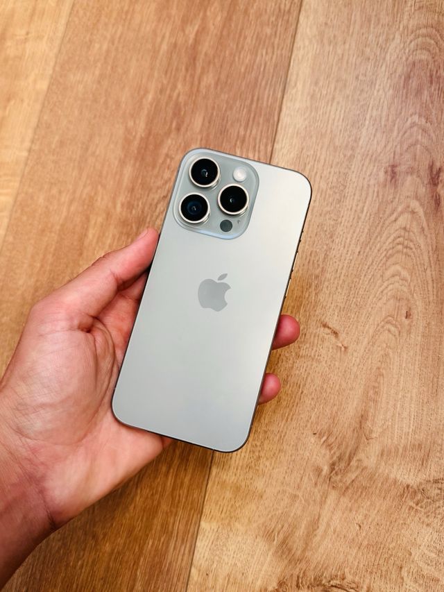 iPhone 15 Pro da 256 GB