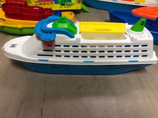 pack de 7 Barcos grandes de plástico