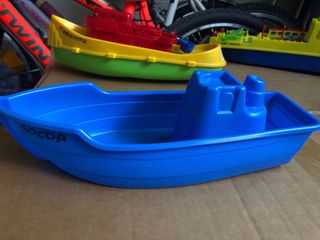pack de 7 Barcos grandes de plástico