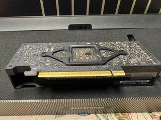 NVIDIA RTX A2000 6GB Tarjeta Gráfica