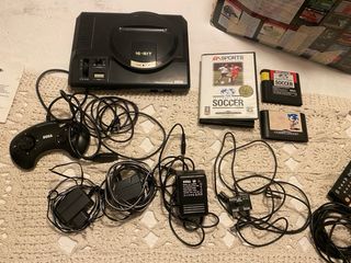 Sega Mega Drive 16 Bits con Sonic