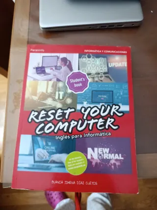 Reset your computer. Inglés para informática