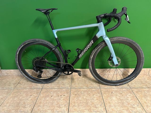 Gravel Berria Allroad Apex Elite