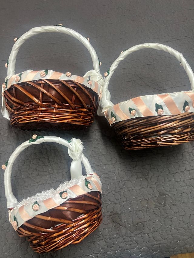 Cestas de mimbre decoradas varios tamaños