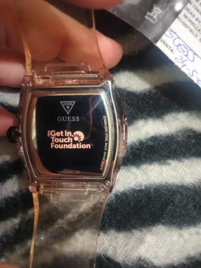 Reloj Guess Transparente GW003265