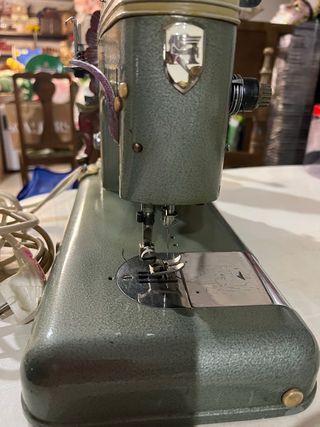 Máquina de coser Sigma Súper Automática