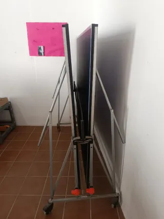 Mesa de ping pong azul