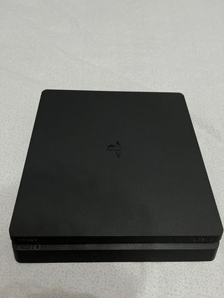 Consola PS4 Negra + Mando + Juegos