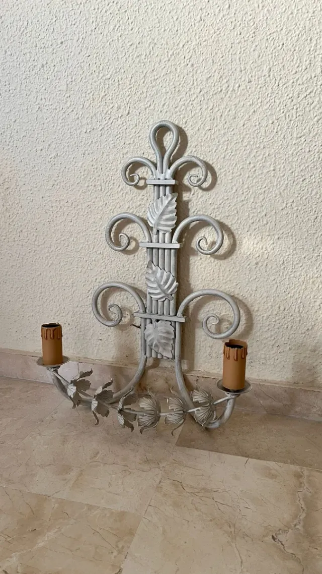 Lámpara de forja para pared