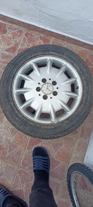 Llanta Mercedes-Benz Clase E