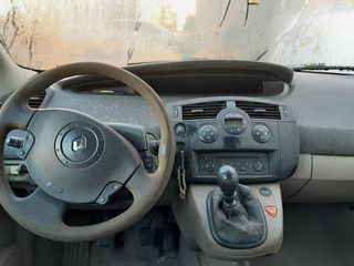 Centralita motor renault 1112159 8200592611 scenic