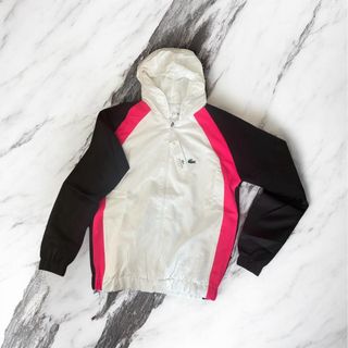 Tuta Lacoste bianca, nera e rosa