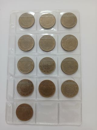 Lotto 73 monete 200 Lire Repubblica Italiana