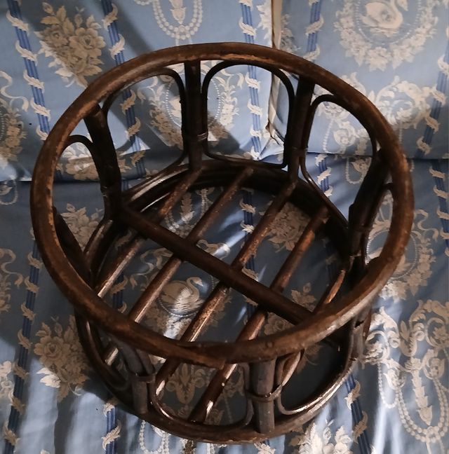 Mesita / Taburete Tonet Ratán