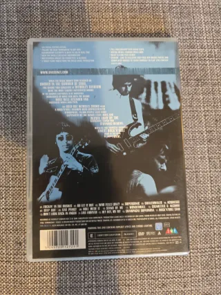 DVD Oasis Familiar to Millions