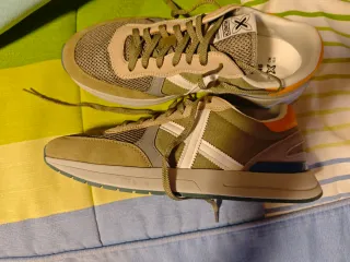 Zapatillas Munich Hombre Beige y Verde Oliva