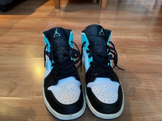 Jordan 1 Mid Tropical Twist