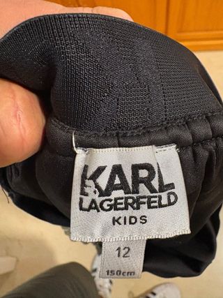 Falda Karl Lagerfeld Kids plisada 150 cm kids