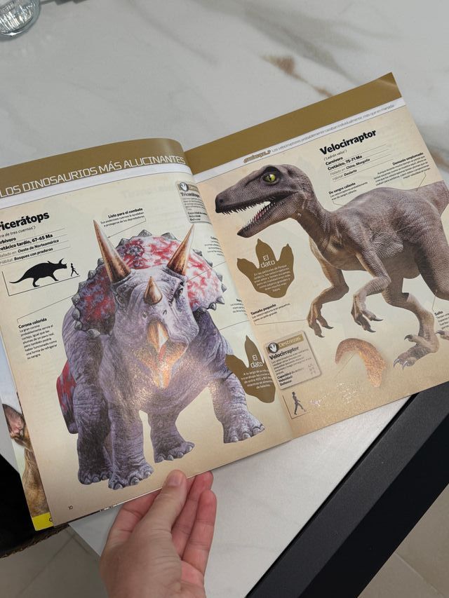libro-revista sobre dinosaurios, muy genial