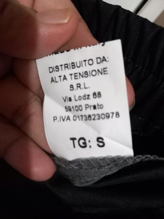Pantaloni eleganti grigi e neri