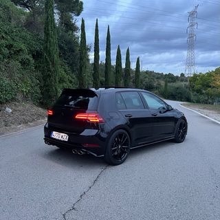 Volkswagen Golf 7.5 R